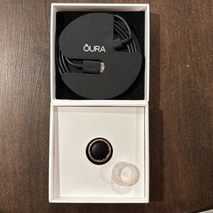 Rose Gold Oura Ring Gen 3 Size 9 + OSleeve